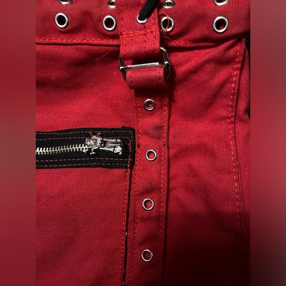 (SOLD) RARE 1990s Tripp NYC Red Grommet Messenger Bag - Picture 4 of 6